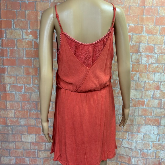 Daytrip Gauze and Lace Dress - Picture 4 of 8